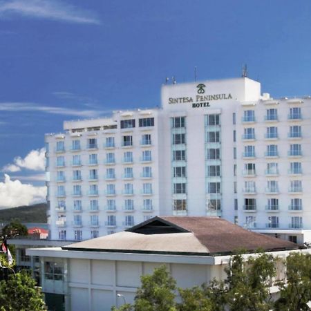 Sintesa Peninsula Hotel Манадо Экстерьер фото